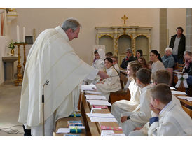 Dankgottesdienst der Kommunionkinder (Foto: Karl-Franz Thiede)